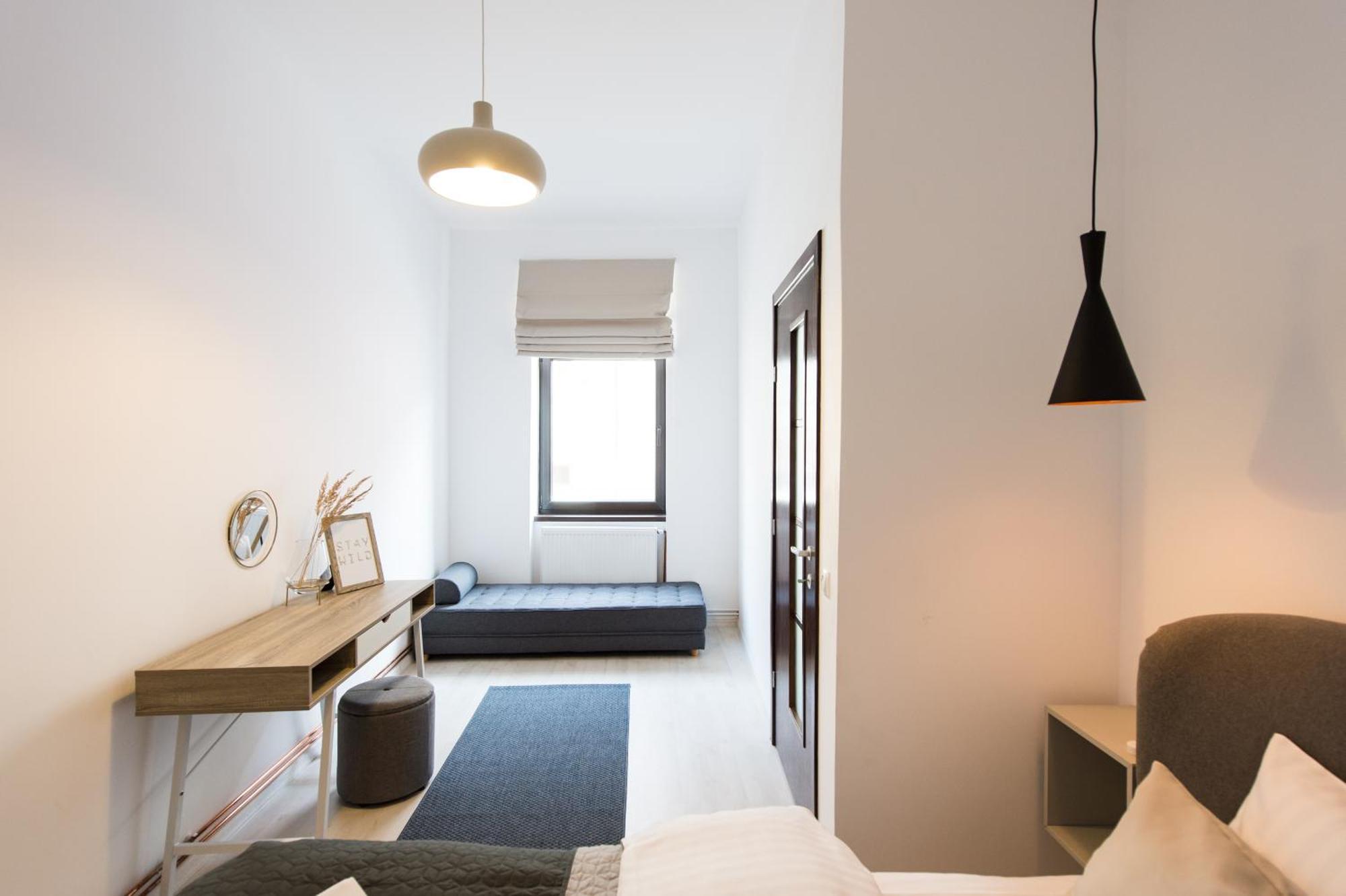 Charming Old Town Flat With Mountain View Lejlighed Braşov Eksteriør billede